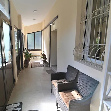 Botanical Hideout - Near Botanical Garden & Center 아파트 *