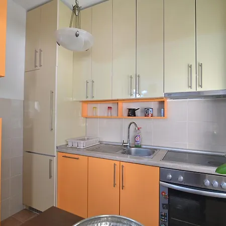 Botanical Hideout - Near Botanical Garden & Center 베오그라드