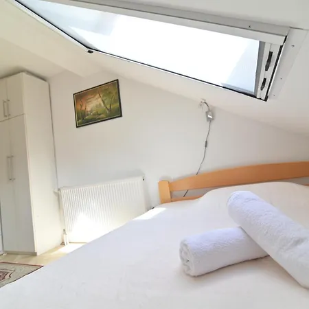 Botanical Hideout - Near Botanical Garden & Center