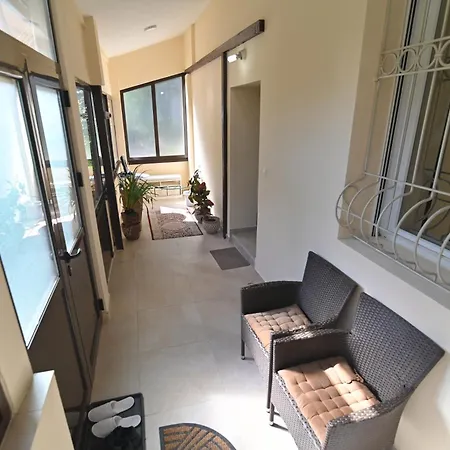 Botanical Hideout - Near Botanical Garden & Center 아파트