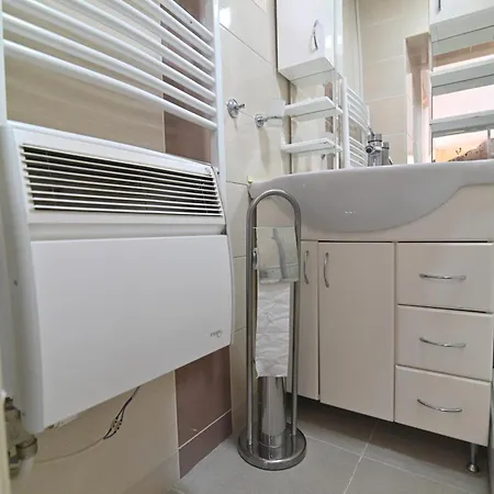 Botanical Hideout - Near Botanical Garden & Center 아파트