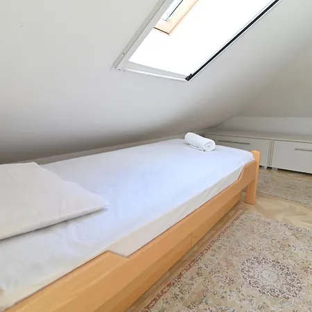 Botanical Hideout - Near Botanical Garden & Center