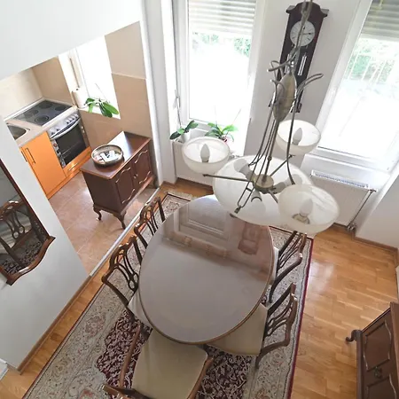 Botanical Hideout - Near Botanical Garden & Center * 베오그라드