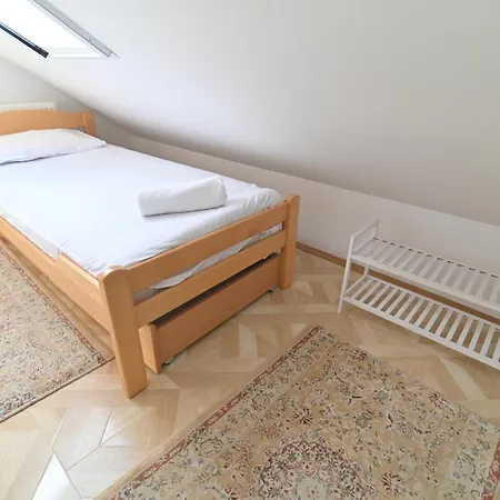 Botanical Hideout - Near Botanical Garden & Center