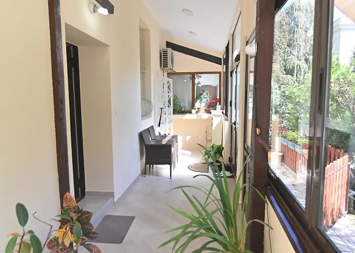 Botanical Hideout - Near Botanical Garden & Center *