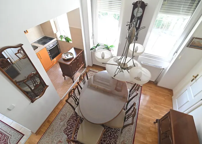 Botanical Hideout - Near Botanical Garden & Center * ベオグラード