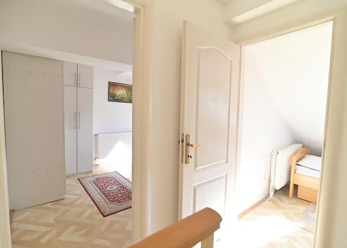 Botanical Hideout - Near Botanical Garden & Center Βελιγράδι